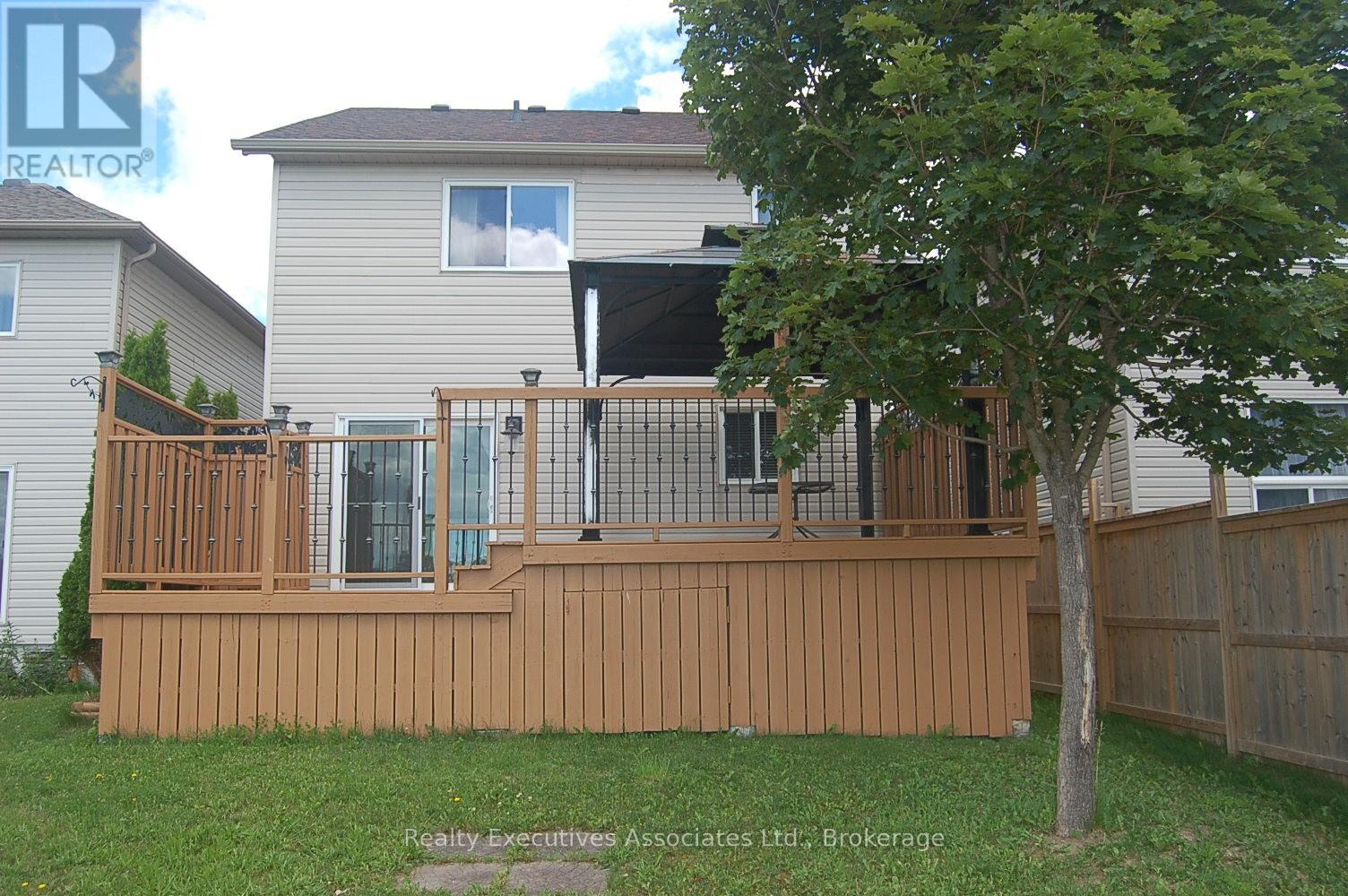 71 Truax Street, Kawartha Lakes (Lindsay), Ontario  K9V 0E3 - Photo 36 - X13812460