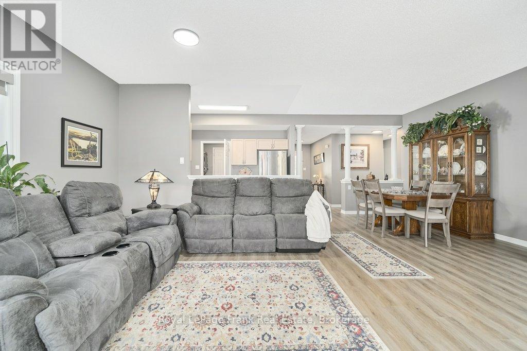 40 Niagara Trail, Clarington (Newcastle), Ontario  L1B 1L6 - Photo 11 - E13812796