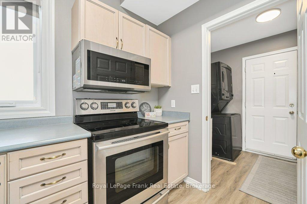 40 Niagara Trail, Clarington (Newcastle), Ontario  L1B 1L6 - Photo 13 - E13812796
