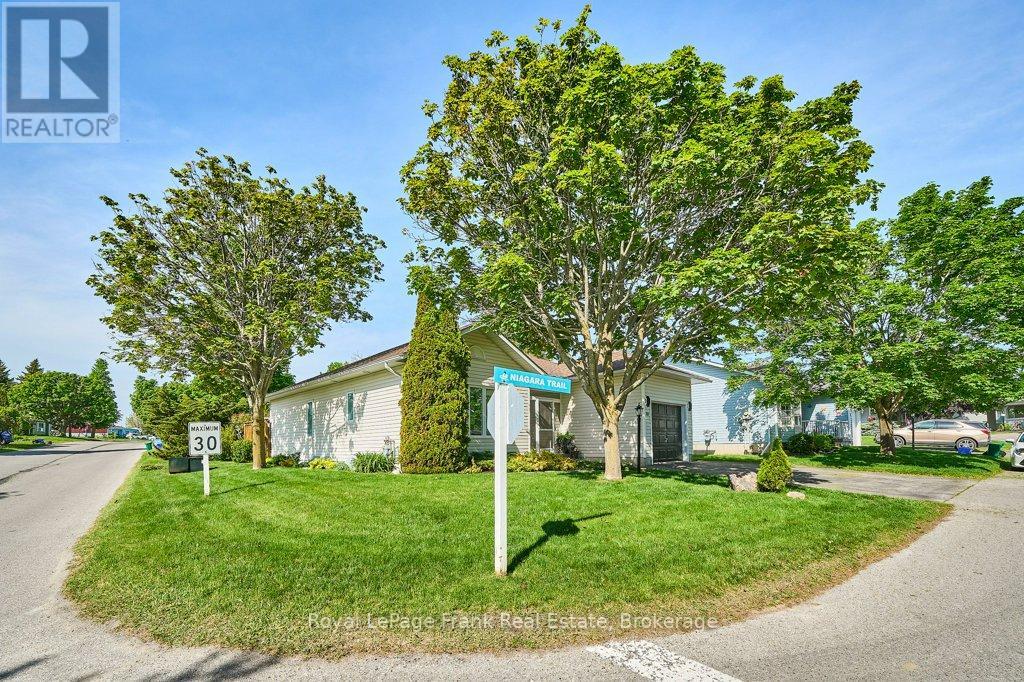 40 Niagara Trail, Clarington (Newcastle), Ontario  L1B 1L6 - Photo 3 - E13812796