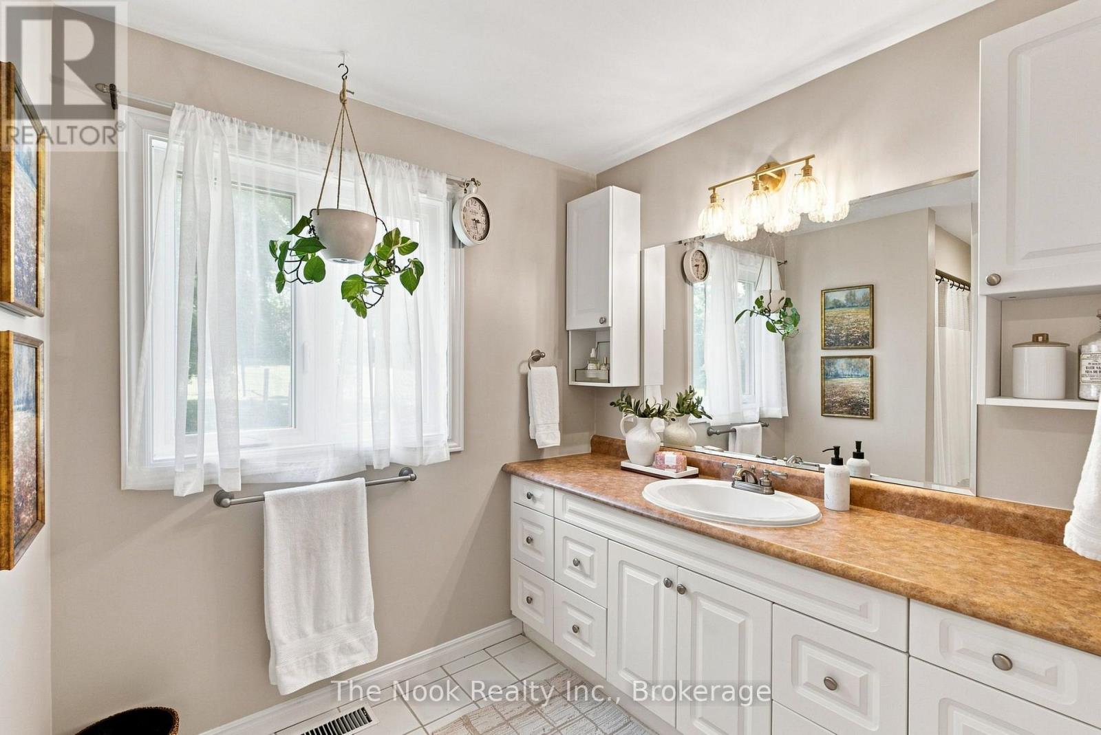 820 Rahmel Road, Otonabee-South Monaghan, Ontario  K0L 1B0 - Photo 38 - X13813158