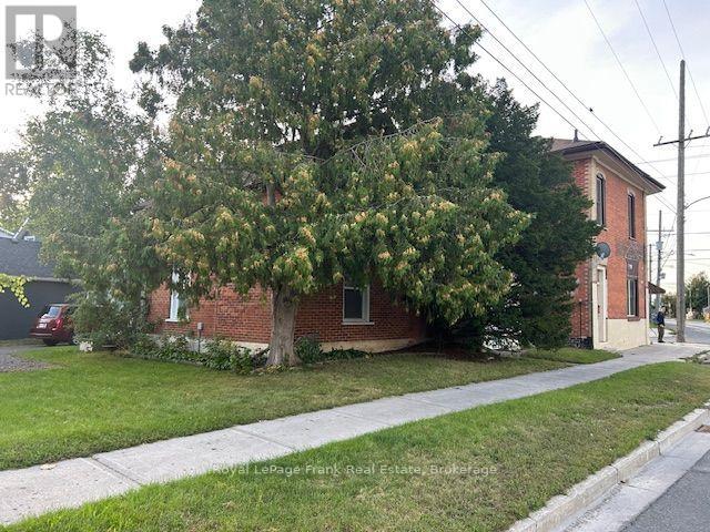 226 Lake Street, Peterborough (Town Ward 3), Ontario  K9J 3J1 - Photo 6 - X13813468