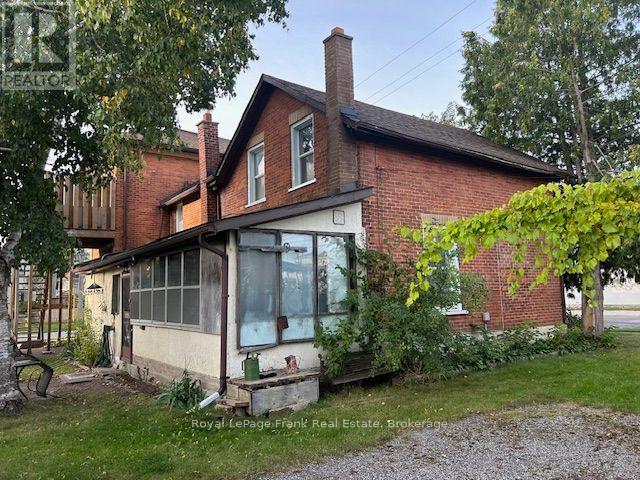 226 Lake Street, Peterborough (Town Ward 3), Ontario  K9J 3J1 - Photo 8 - X13813468