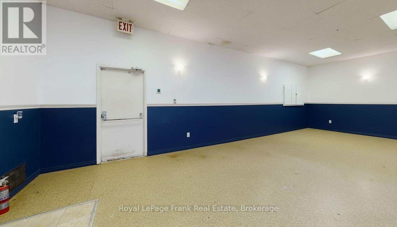 354(L) - 358 Lindsay Street S, Kawartha Lakes (Lindsay), Ontario  K9V 4R4 - Photo 5 - X13814554