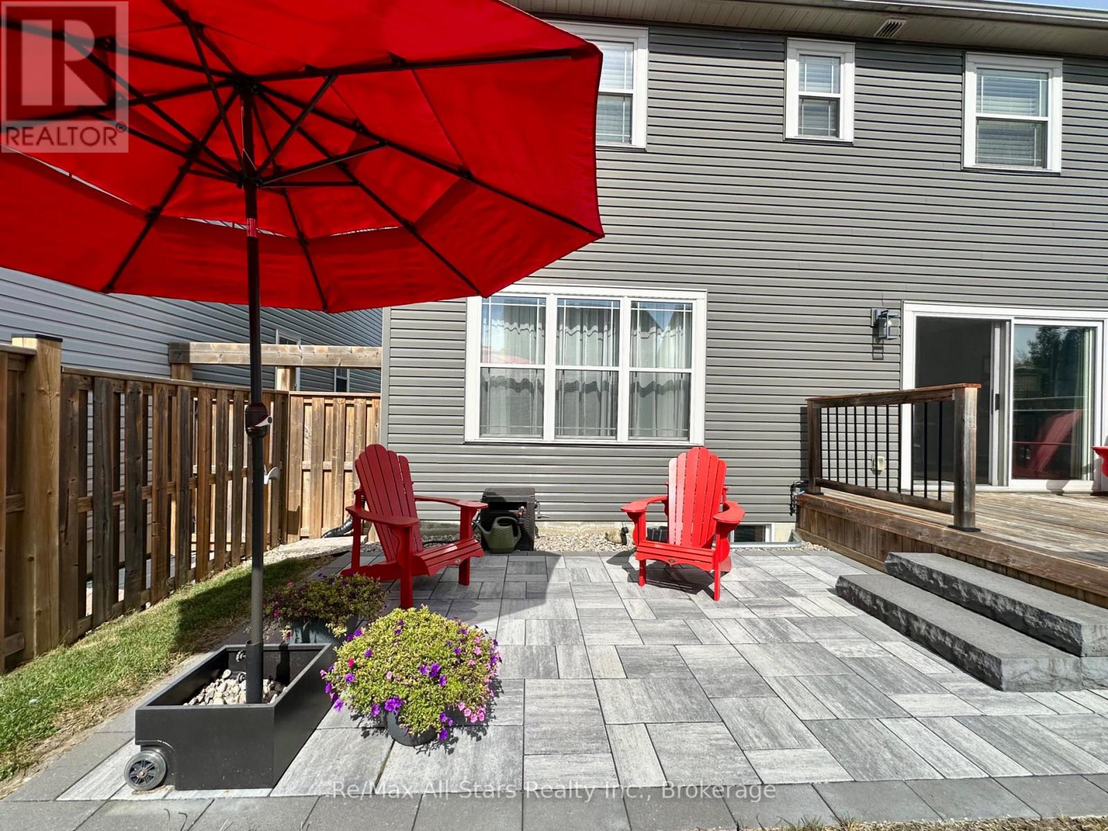 9 Briarwood Avenue, Kawartha Lakes (Lindsay), Ontario  K9V 0M1 - Photo 36 - X13814558