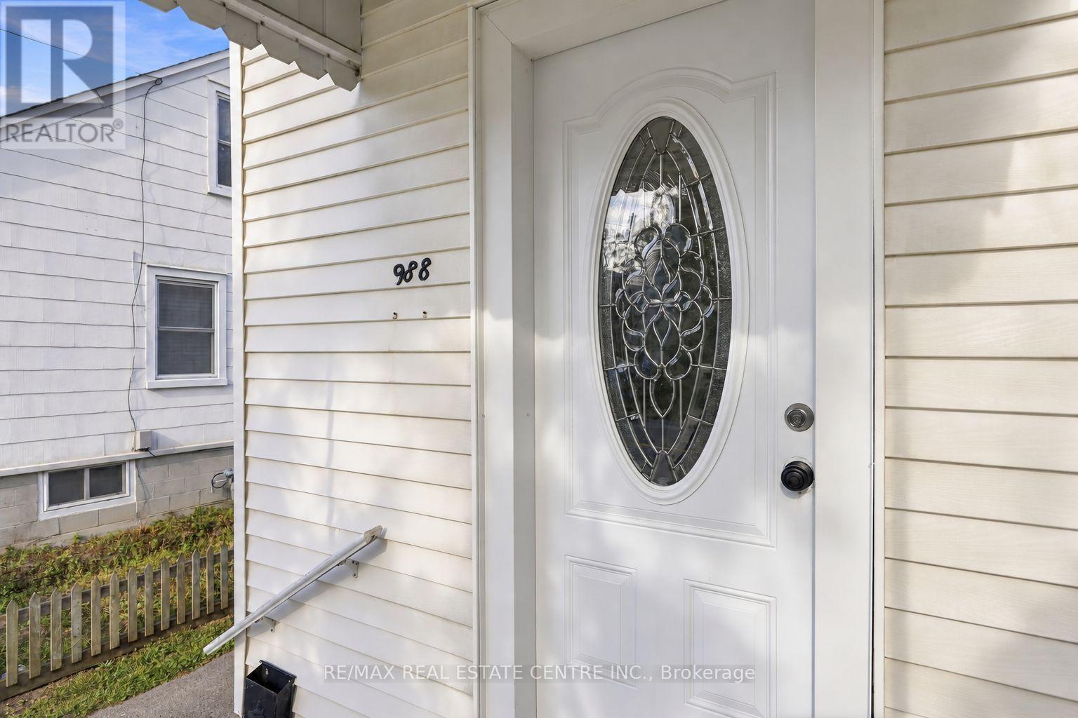 988 High Street, Peterborough (Otonabee Ward 1), Ontario  K9J 5R6 - Photo 6 - X13814560
