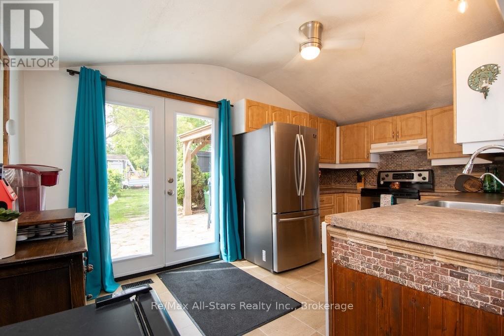 23 Wolfe Street, Kawartha Lakes (Lindsay), Ontario  K9V 2J3 - Photo 7 - X13815462