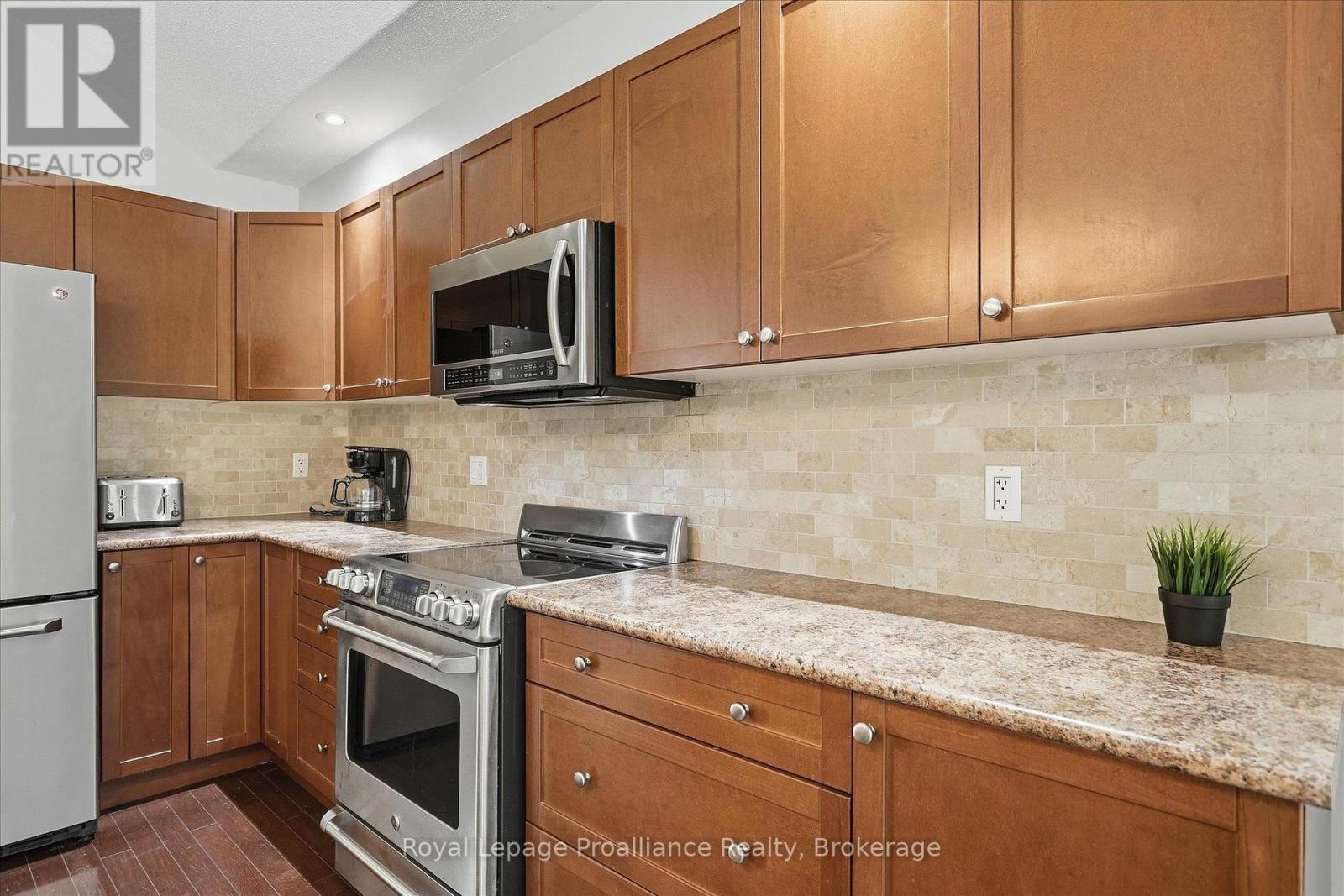 82 Parcells Crescent, Peterborough (Otonabee Ward 1), Ontario  K9K 2R2 - Photo 14 - X13815748