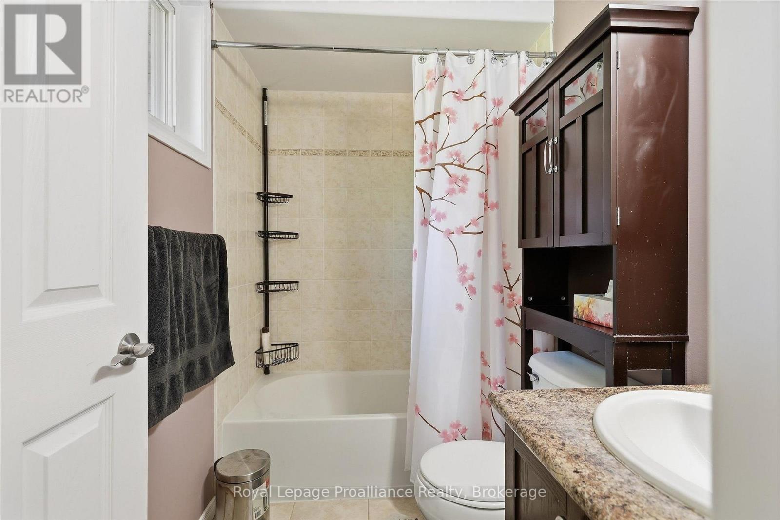 82 Parcells Crescent, Peterborough (Otonabee Ward 1), Ontario  K9K 2R2 - Photo 26 - X13815748