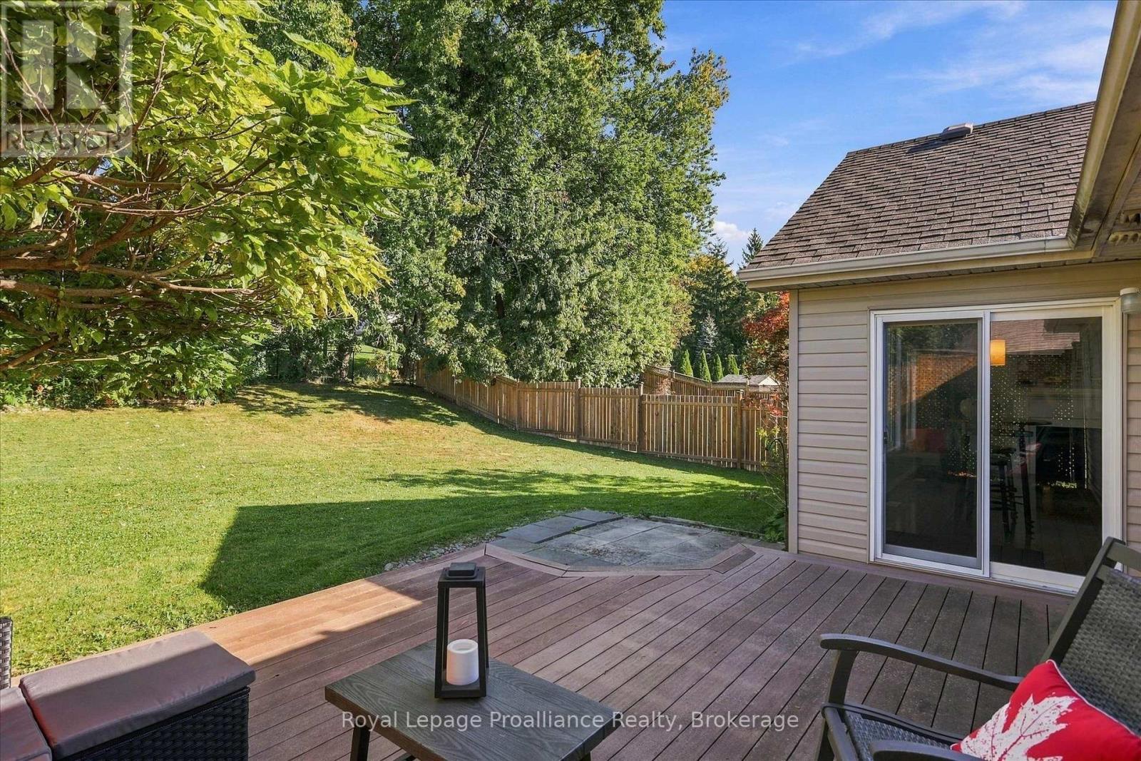 82 Parcells Crescent, Peterborough (Otonabee Ward 1), Ontario  K9K 2R2 - Photo 43 - X13815748