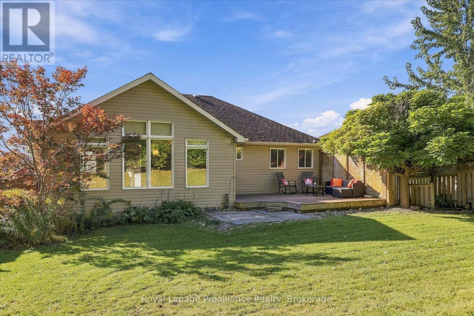 82 Parcells Crescent, Peterborough (Otonabee Ward 1), Ontario  K9K 2R2 - Photo 46 - X13815748