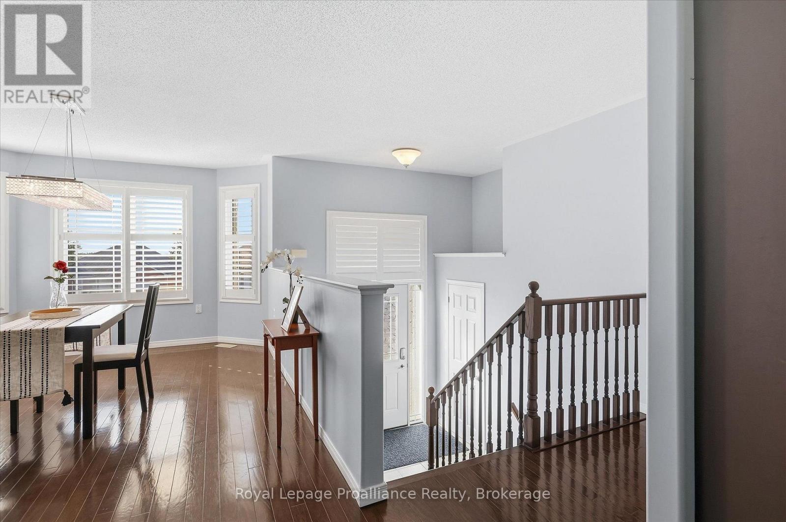 82 Parcells Crescent, Peterborough (Otonabee Ward 1), Ontario  K9K 2R2 - Photo 6 - X13815748