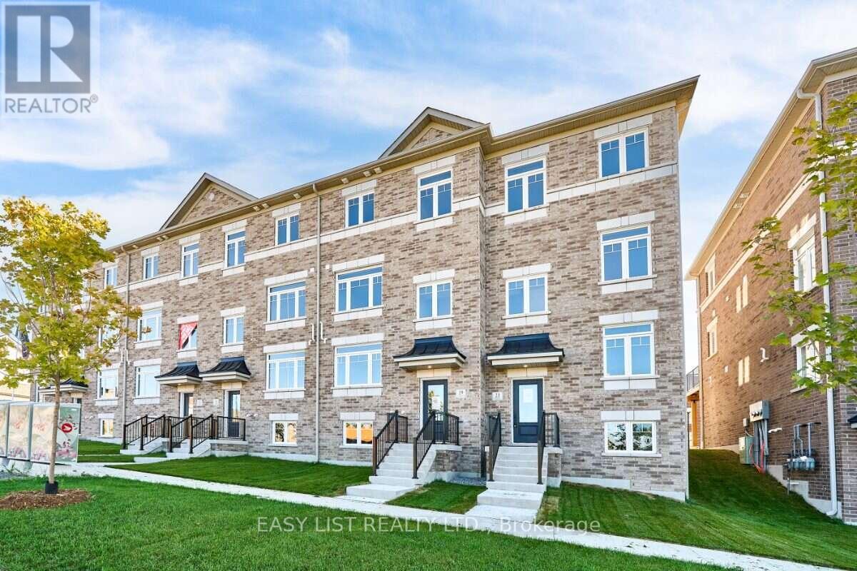 19 Addyman Crescent, Clarington (Newcastle), Ontario  L1B 0X4 - Photo 2 - E13816822