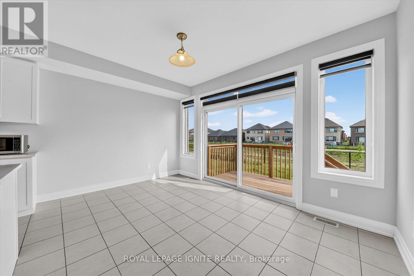 11 Walters Street, Kawartha Lakes (Lindsay), Ontario  K9V 0S2 - Photo 12 - X13816892