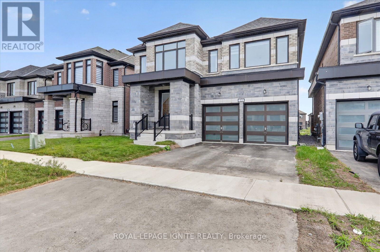 11 Walters Street, Kawartha Lakes (Lindsay), Ontario  K9V 0S2 - Photo 2 - X13816892