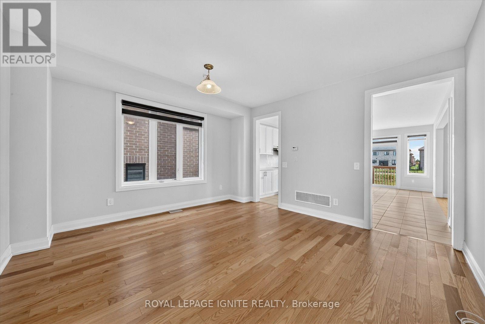 11 Walters Street, Kawartha Lakes (Lindsay), Ontario  K9V 0S2 - Photo 8 - X13816892
