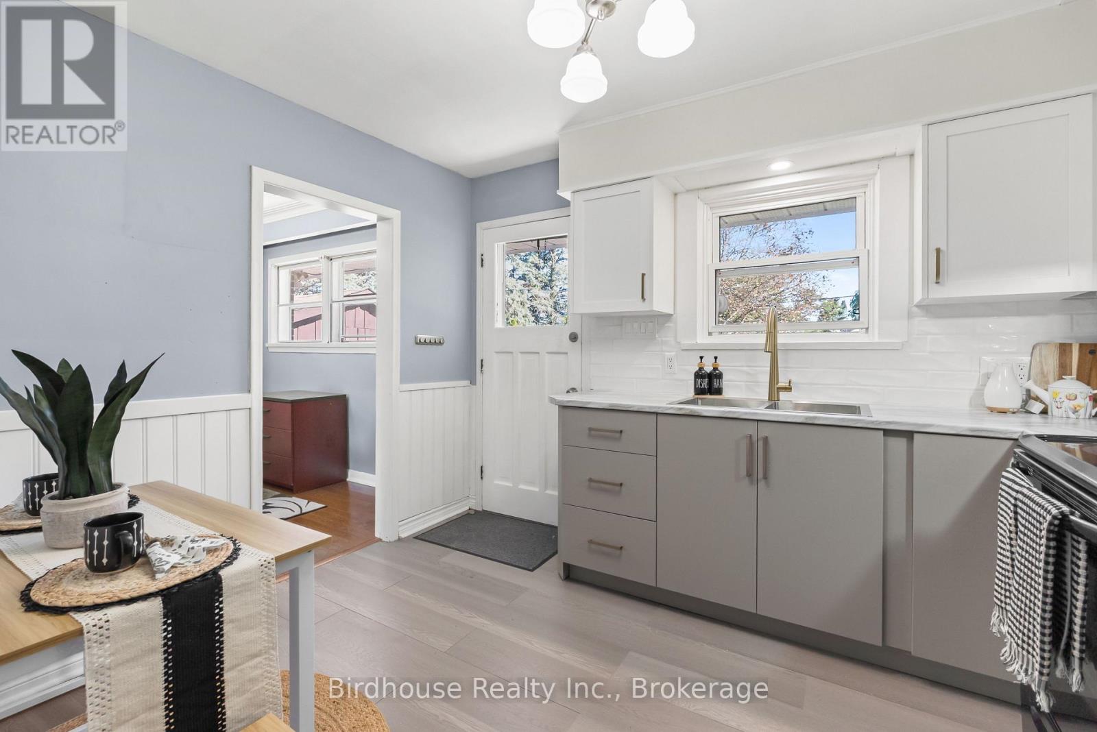 168 Adelaide Street N, Kawartha Lakes (Lindsay), Ontario  K9V 4M6 - Photo 10 - X13817650