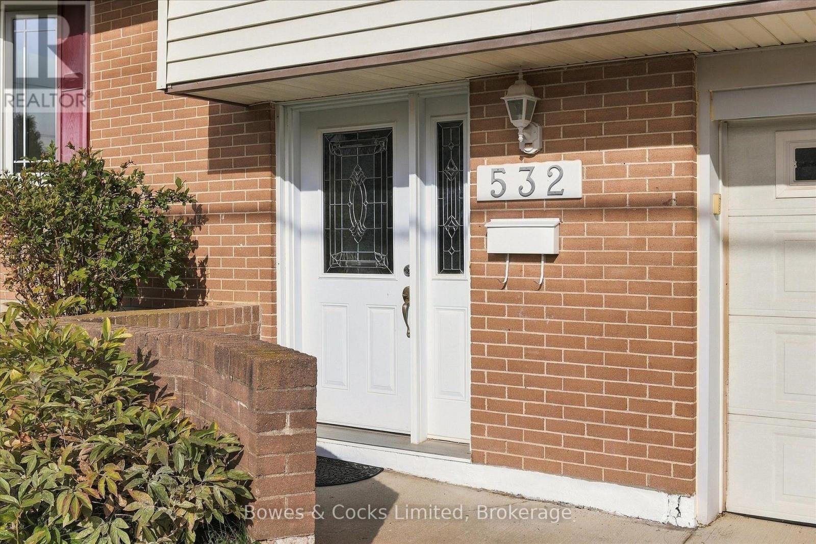 532 Raymond Street, Peterborough (Northcrest Ward 5), Ontario  K9H 5M9 - Photo 5 - X13817934