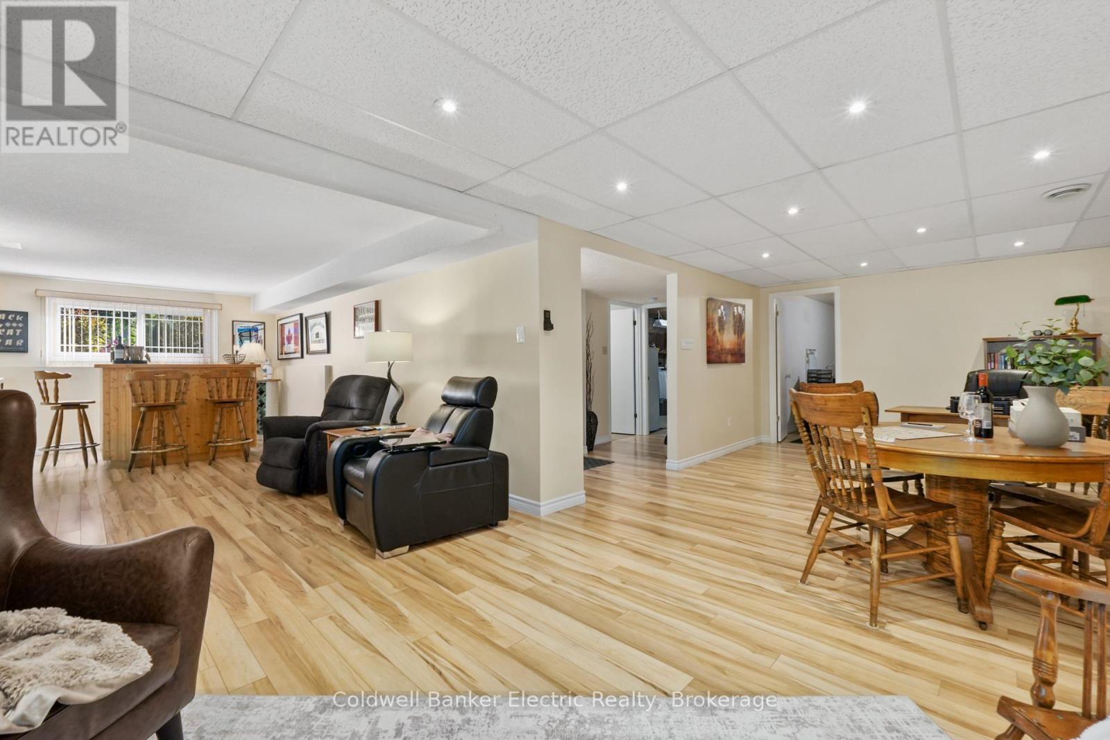 1988 Mapleridge Drive, Peterborough (Monaghan Ward 2), Ontario  K9K 1Z7 - Photo 20 - X13817972