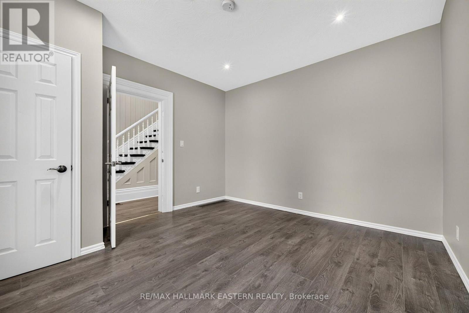 625 Union Street, Peterborough (Town Ward 3), Ontario  K9H 3V4 - Photo 12 - X13818088