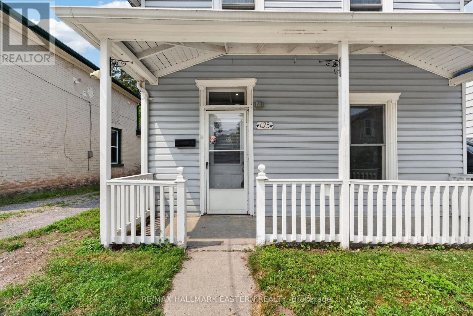 625 Union Street, Peterborough (Town Ward 3), Ontario  K9H 3V4 - Photo 3 - X13818088