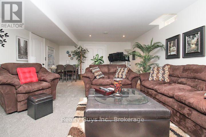 1235 Haggis Drive, Peterborough (Monaghan Ward 2), Ontario  K9K 2T1 - Photo 37 - X13818358