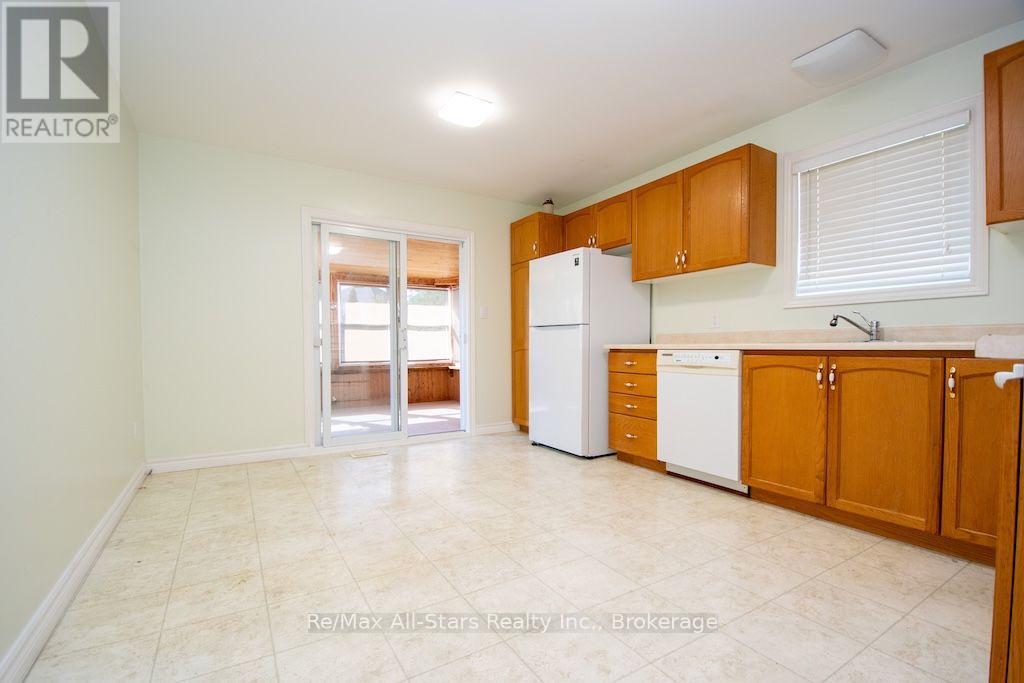 41 Mcgibbon Boulevard, Kawartha Lakes (Lindsay), Ontario  K9V 6G4 - Photo 11 - X13818380