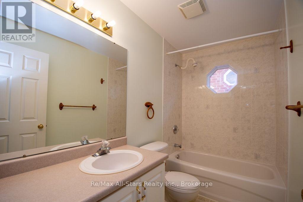 41 Mcgibbon Boulevard, Kawartha Lakes (Lindsay), Ontario  K9V 6G4 - Photo 35 - X13818380