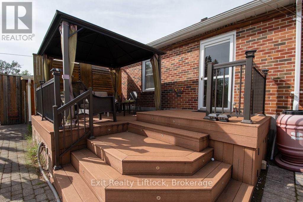 445 Arndon Avenue, Peterborough (Otonabee Ward 1), Ontario  K9J 4A7 - Photo 16 - X13818708