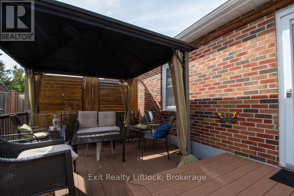 445 Arndon Avenue, Peterborough (Otonabee Ward 1), Ontario  K9J 4A7 - Photo 17 - X13818708