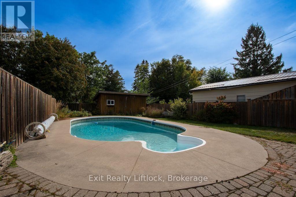 445 Arndon Avenue, Peterborough (Otonabee Ward 1), Ontario  K9J 4A7 - Photo 23 - X13818708