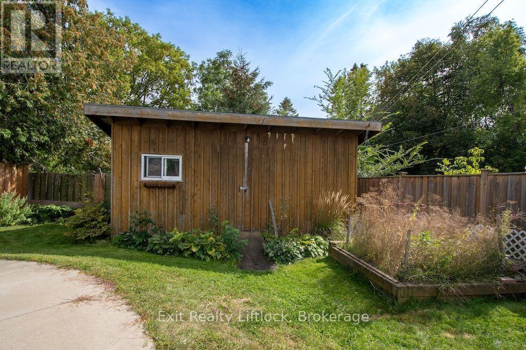 445 Arndon Avenue, Peterborough (Otonabee Ward 1), Ontario  K9J 4A7 - Photo 25 - X13818708