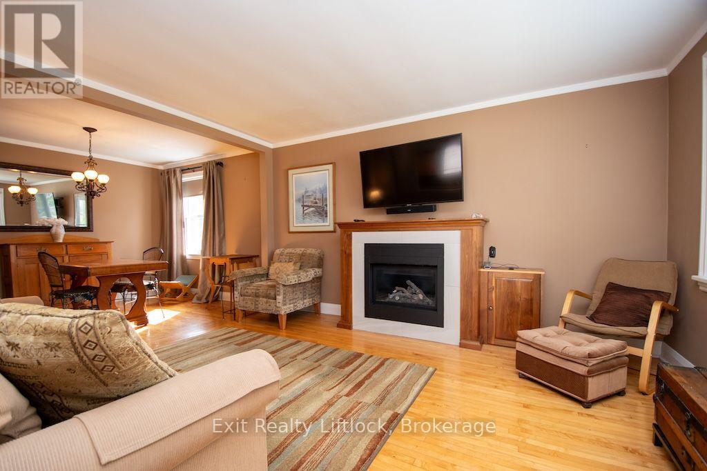 445 Arndon Avenue, Peterborough (Otonabee Ward 1), Ontario  K9J 4A7 - Photo 5 - X13818708