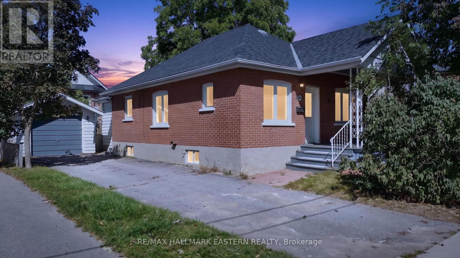 164 Prince Street, Peterborough (Town Ward 3), Ontario  K9J 2A4 - Photo 2 - X13818854