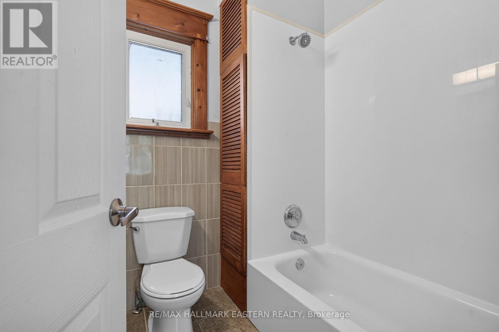 164 Prince Street, Peterborough (Town Ward 3), Ontario  K9J 2A4 - Photo 20 - X13818854