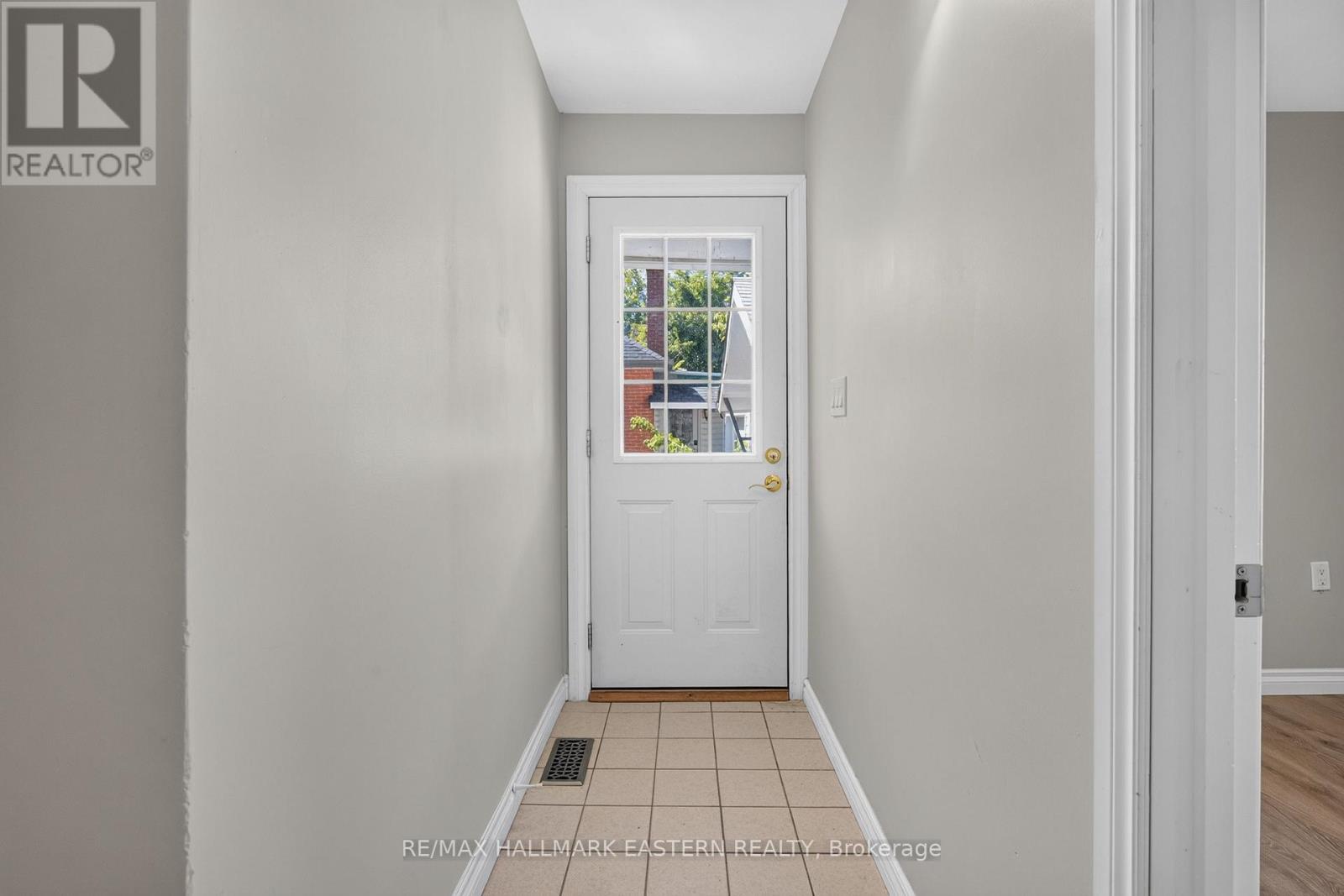 164 Prince Street, Peterborough (Town Ward 3), Ontario  K9J 2A4 - Photo 29 - X13818854