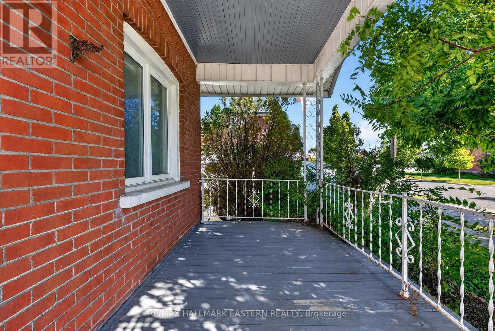 164 Prince Street, Peterborough (Town Ward 3), Ontario  K9J 2A4 - Photo 4 - X13818854