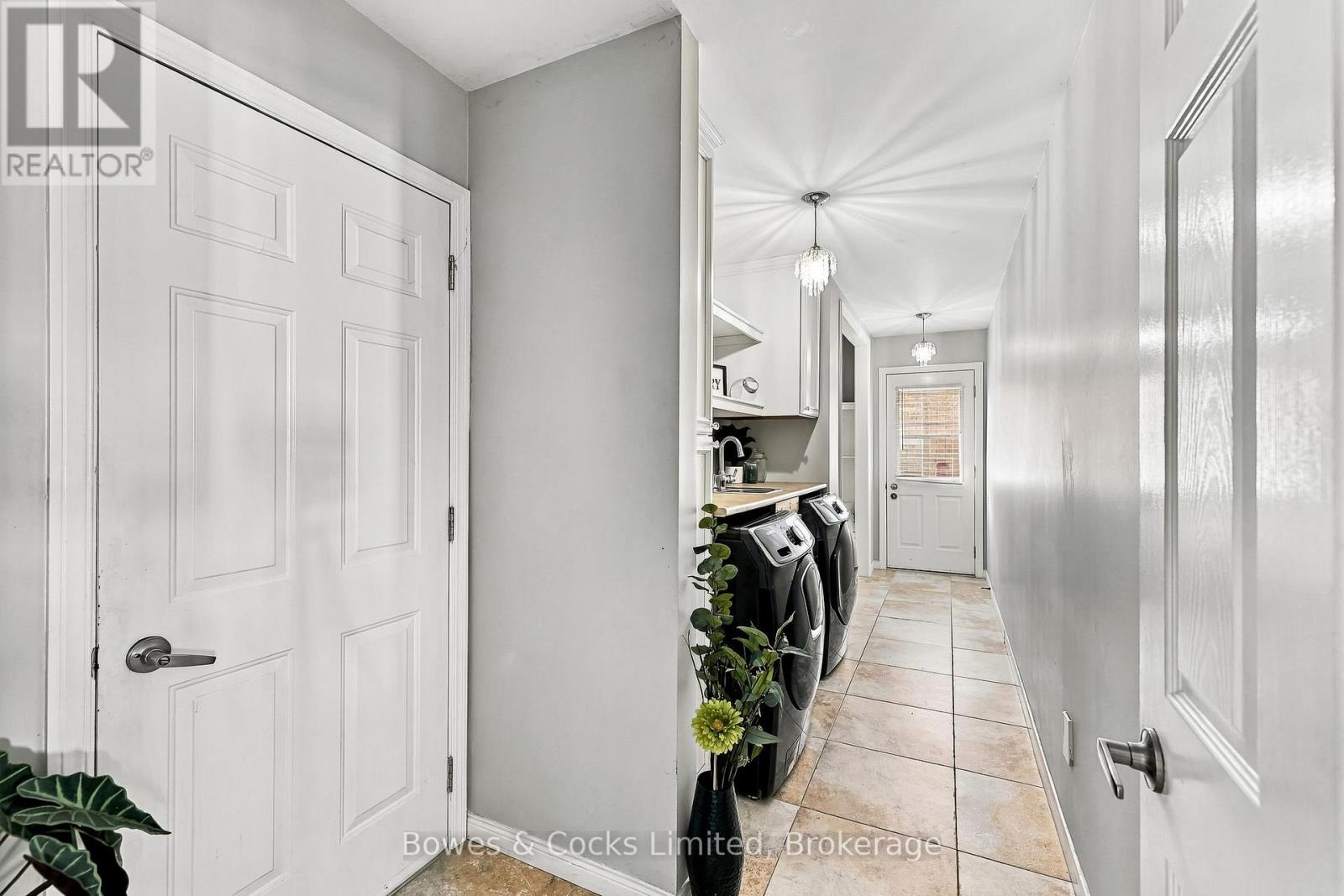 1357 Hetherington Drive, Peterborough (Northcrest Ward 5), Ontario  K9L 1X5 - Photo 17 - X13818958