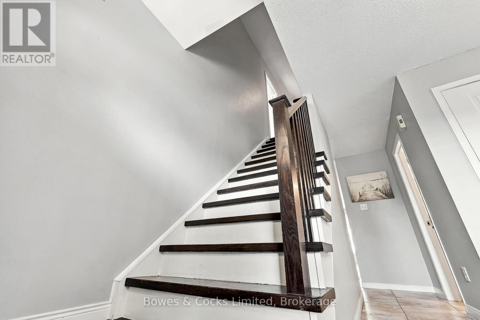 1357 Hetherington Drive, Peterborough (Northcrest Ward 5), Ontario  K9L 1X5 - Photo 21 - X13818958