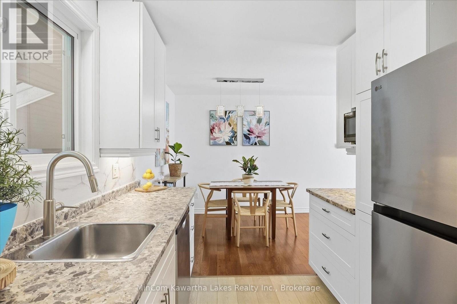 398 Applegrove Avenue, Peterborough (Northcrest Ward 5), Ontario  K9H 5L7 - Photo 15 - X13819136