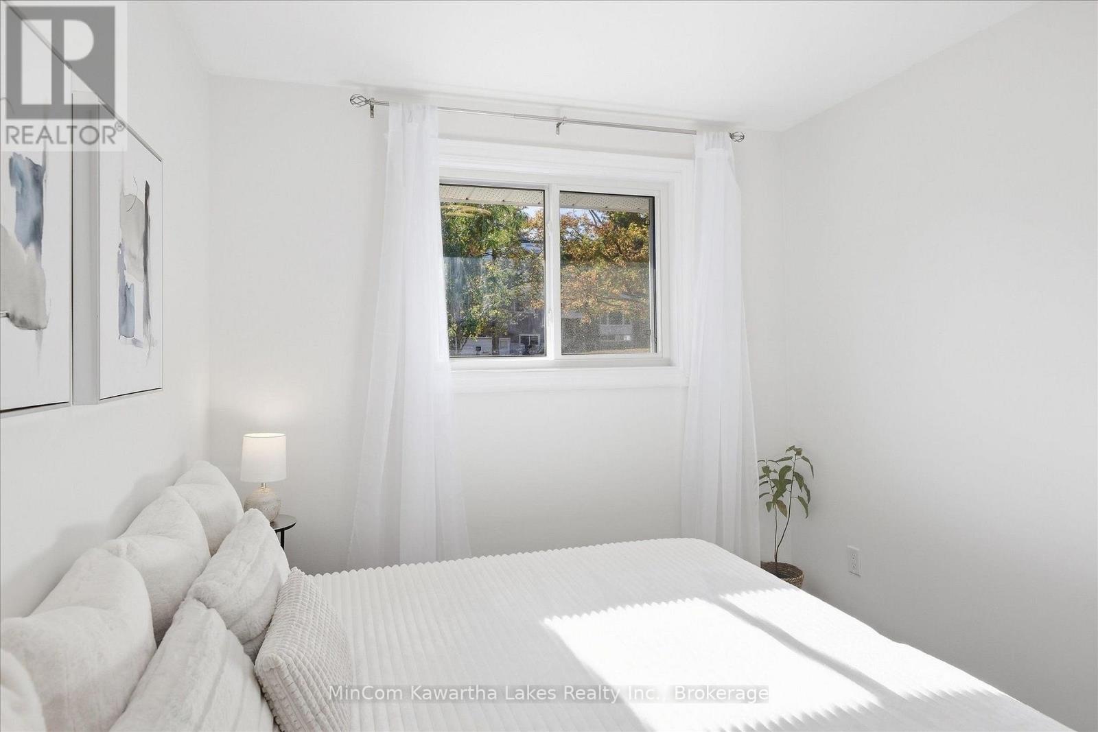 398 Applegrove Avenue, Peterborough (Northcrest Ward 5), Ontario  K9H 5L7 - Photo 18 - X13819136