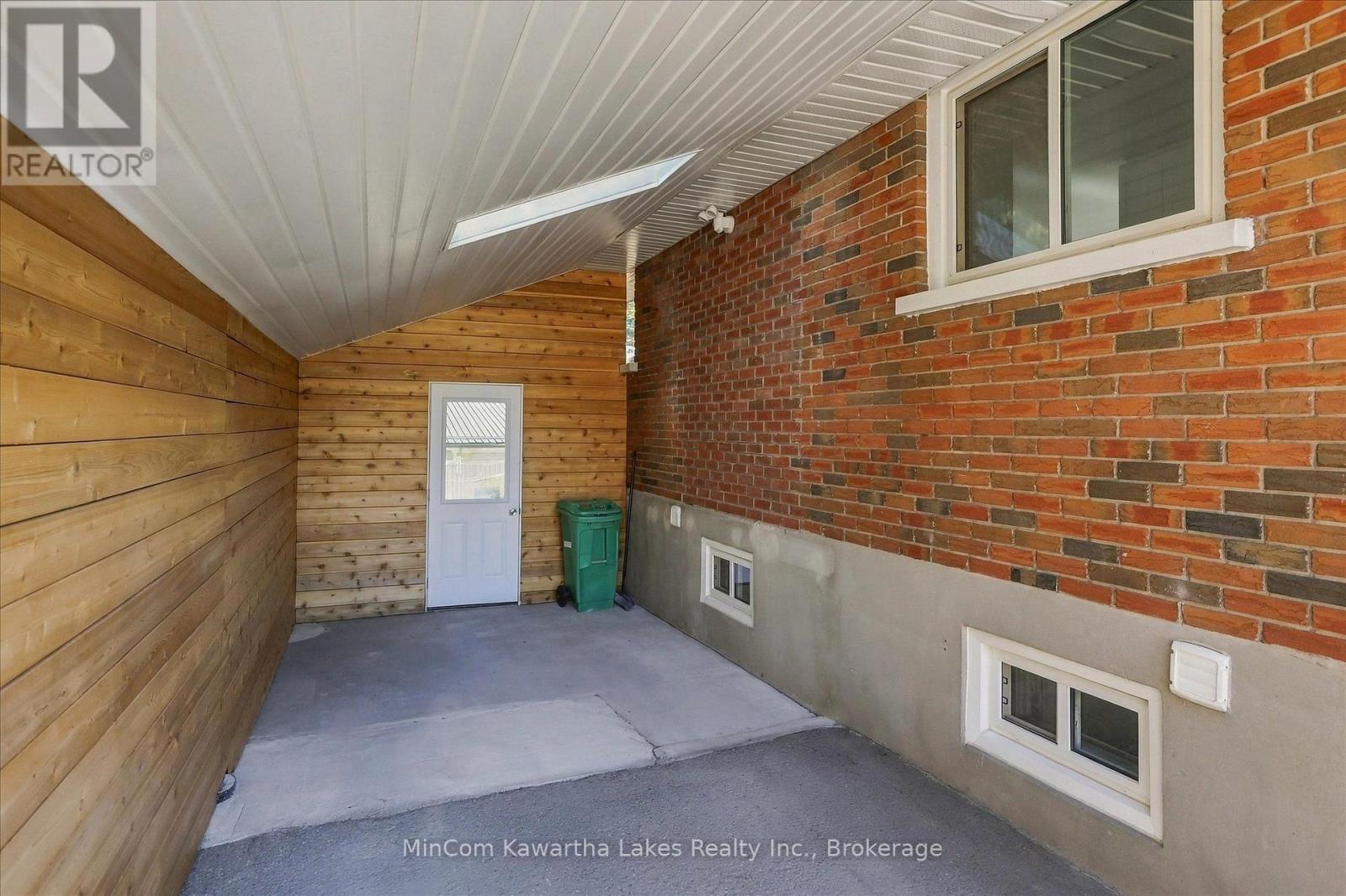 398 Applegrove Avenue, Peterborough (Northcrest Ward 5), Ontario  K9H 5L7 - Photo 36 - X13819136