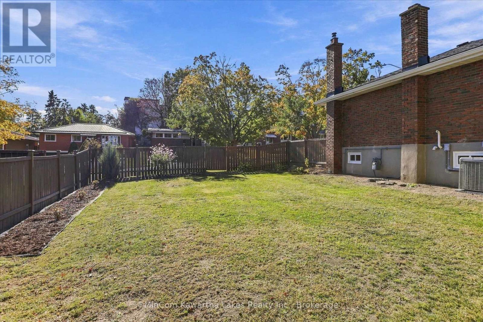 398 Applegrove Avenue, Peterborough (Northcrest Ward 5), Ontario  K9H 5L7 - Photo 38 - X13819136