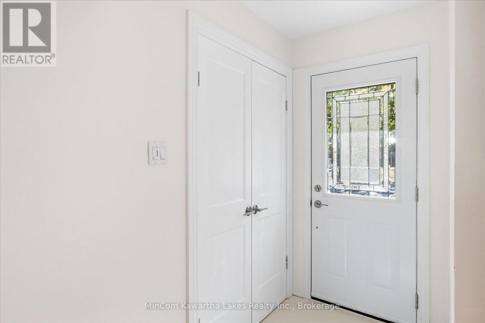 398 Applegrove Avenue, Peterborough (Northcrest Ward 5), Ontario  K9H 5L7 - Photo 5 - X13819136