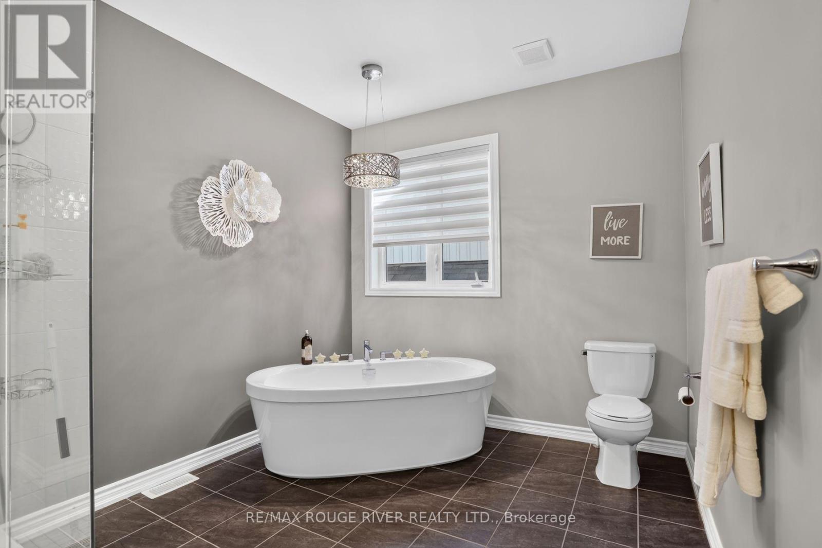 8 Timber Drive, Cavan Monaghan (Millbrook Village), Ontario  L0A 1G0 - Photo 16 - X13819436