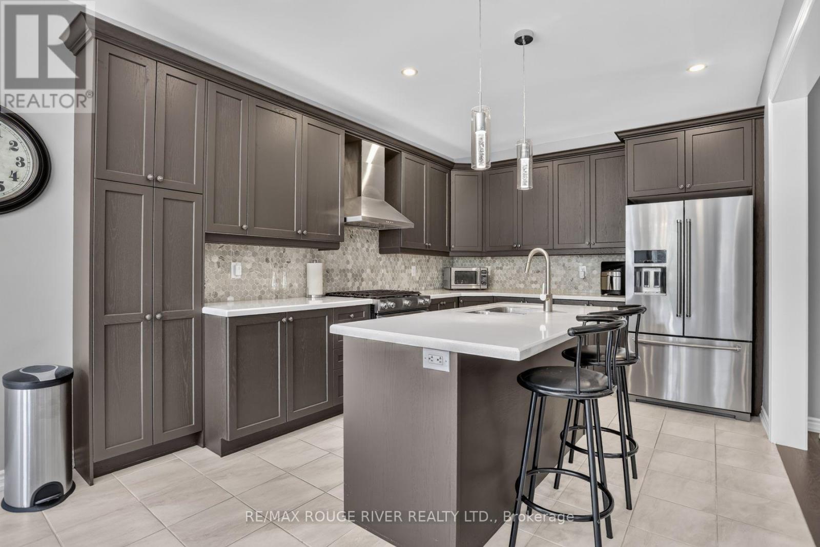 8 Timber Drive, Cavan Monaghan (Millbrook Village), Ontario  L0A 1G0 - Photo 9 - X13819436