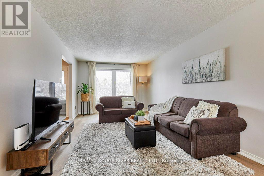 34 Cedar Court, Kawartha Lakes (Lindsay), Ontario  K9V 6A9 - Photo 5 - X13819838