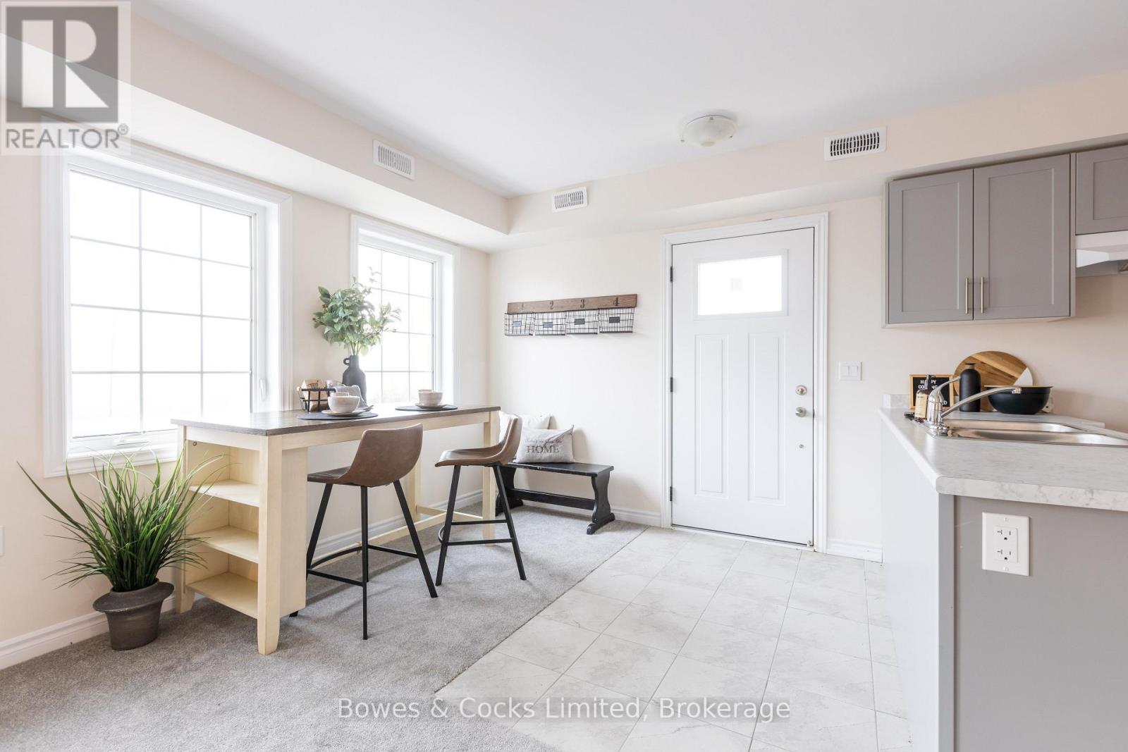 201 - 48 Maple Avenue, Asphodel-Norwood (Norwood), Ontario  K0L 2V0 - Photo 2 - X13820020