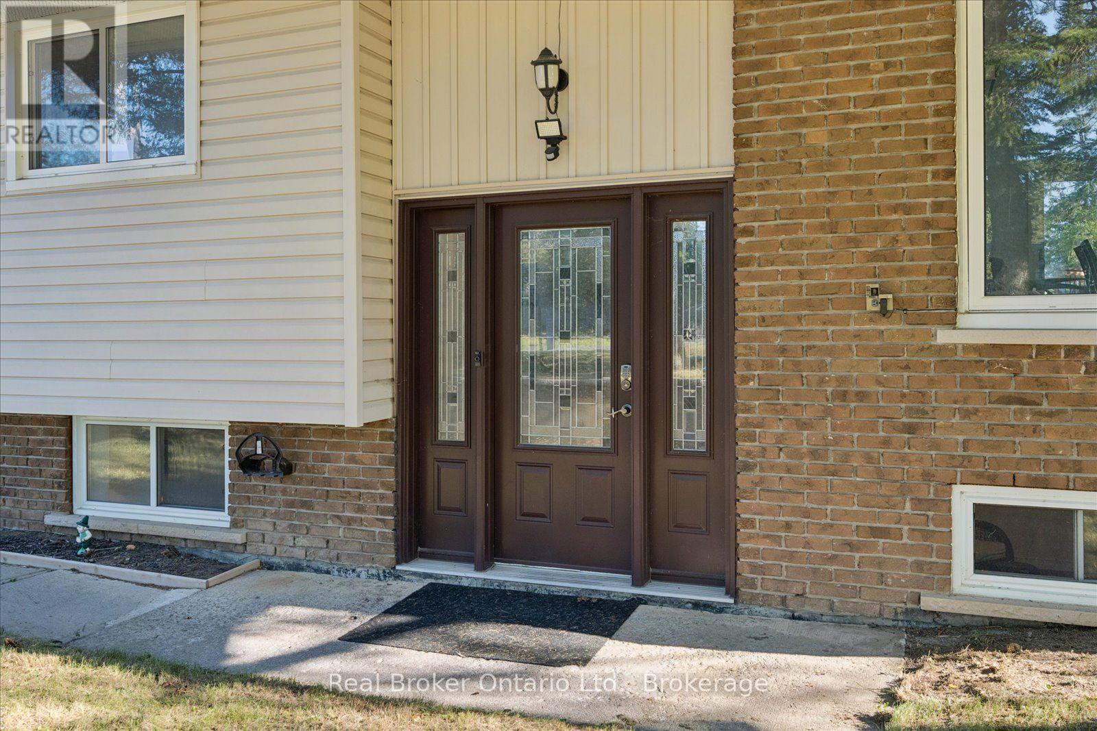 210 Patricia Crescent, Selwyn, Ontario  K9J 6X3 - Photo 5 - X13820364