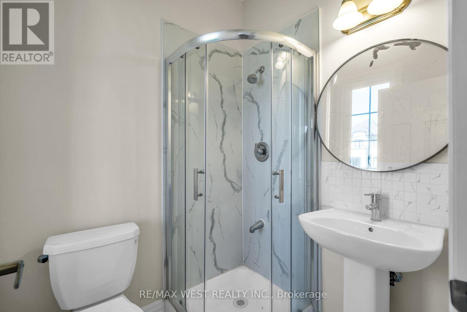 43 Ed Ewert Avenue, Clarington (Newcastle), Ontario  L1B 0W7 - Photo 14 - E13821650